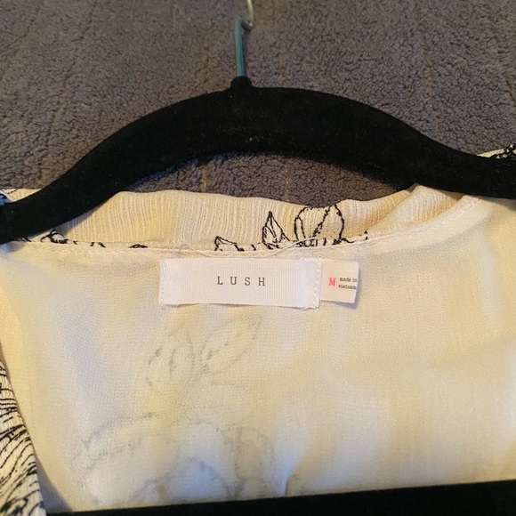 LUSH Fit & Flare Wrap Dress - Picture 7 of 7